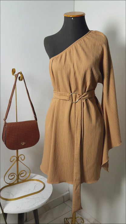 Vestido um ombro só