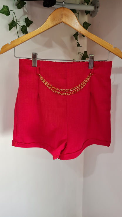 Shorts com corrente